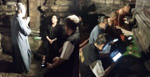 Keselarasan Spiritual: Hartati Murdaya dan Jimmu Gunabhadra di Candi Mendut