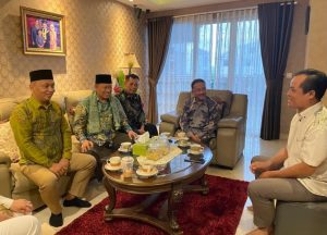 KH Abdullah Faqih Pimpin Kunjungan ke Kediaman Wamenag RI