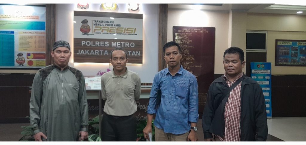 Terkini! Haji Baharuddin Bersama Korban Investasi PT. JalanX Laporkan Kasus ke Polres Metro Jakarta Selatan